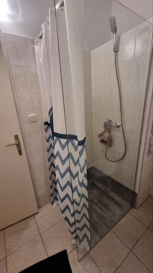Guest House Jasmin Rovinj Extérieur photo