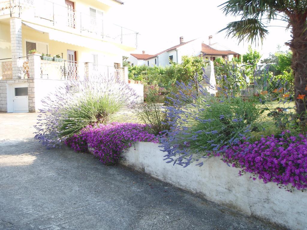 Guest House Jasmin Rovinj Extérieur photo