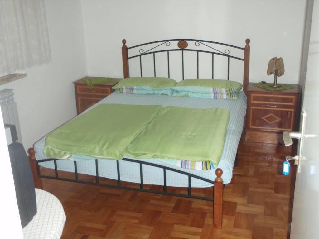 Guest House Jasmin Rovinj Extérieur photo